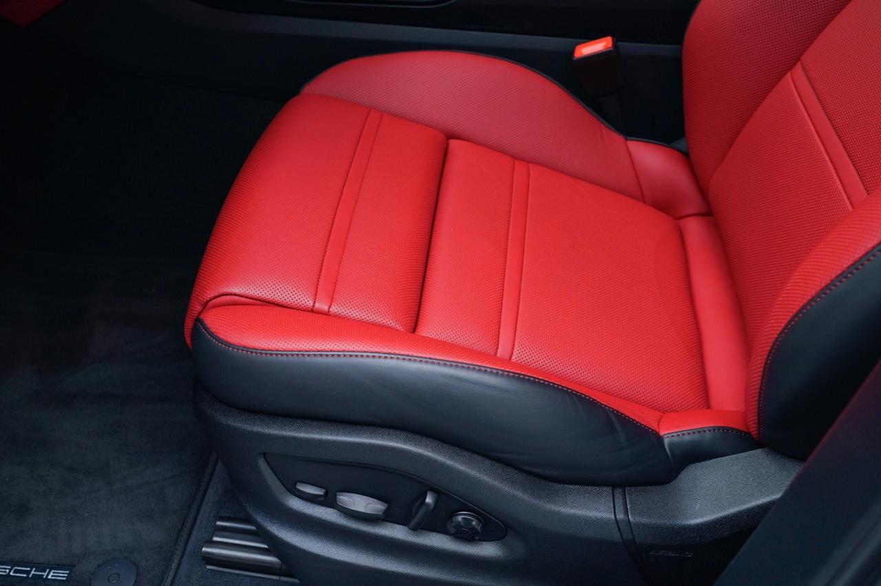 2025 Porsche Cayenne Pompano Beach FL