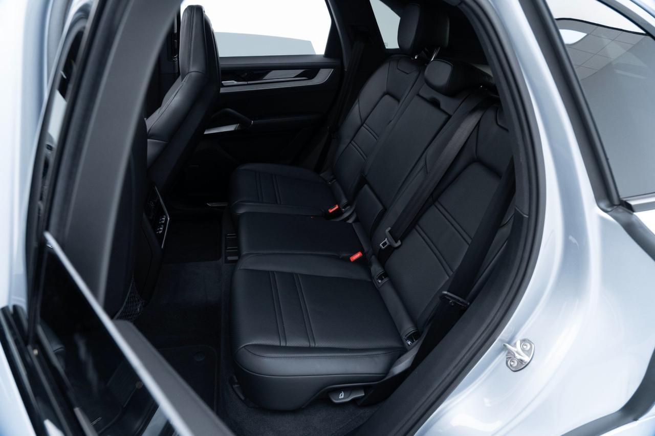 2025 Porsche Cayenne Pompano Beach FL