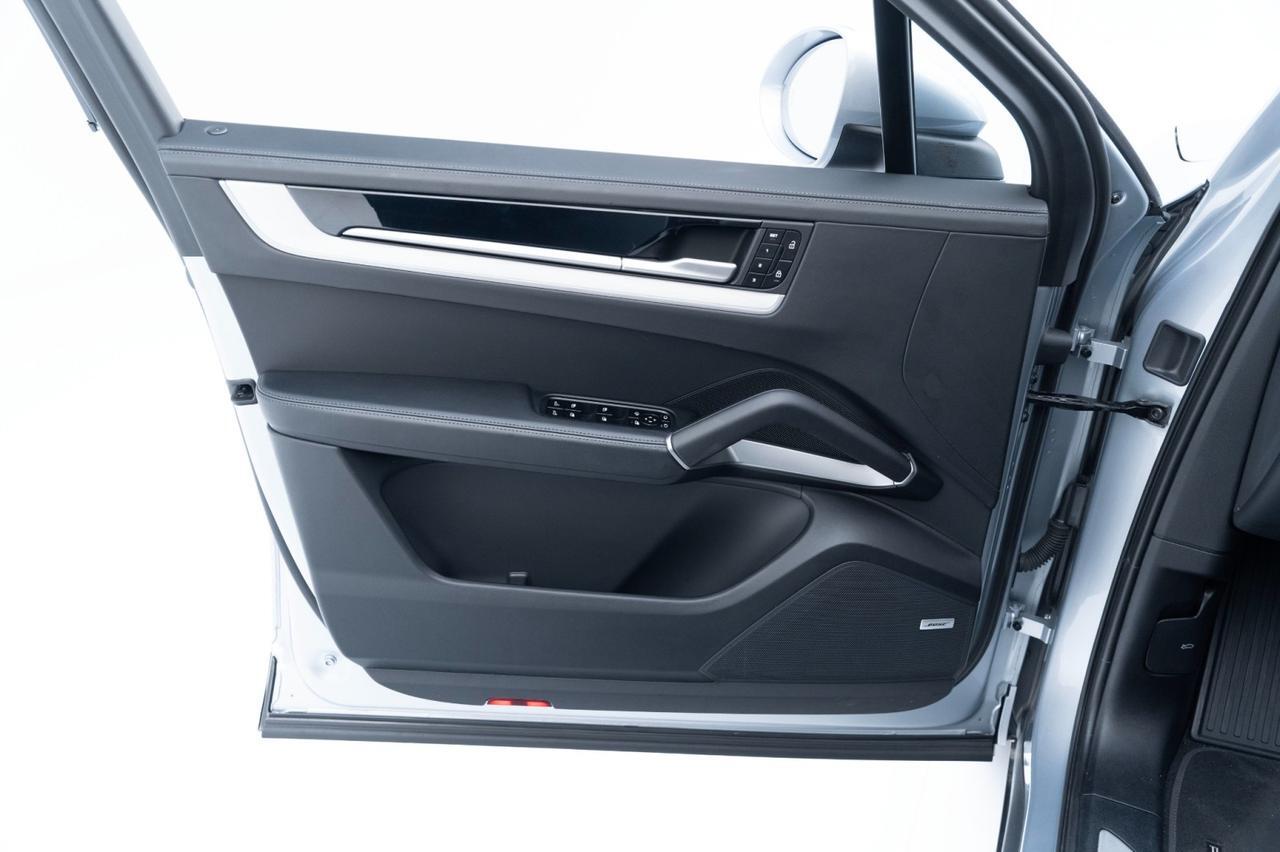 2025 Porsche Cayenne Pompano Beach FL