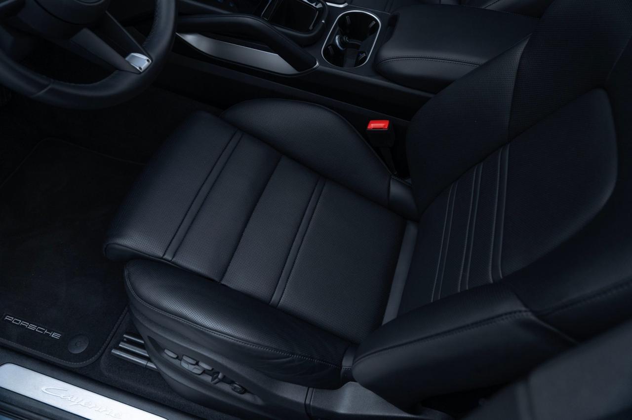 2025 Porsche Cayenne Pompano Beach FL