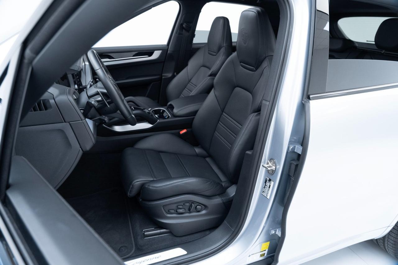 2025 Porsche Cayenne Pompano Beach FL