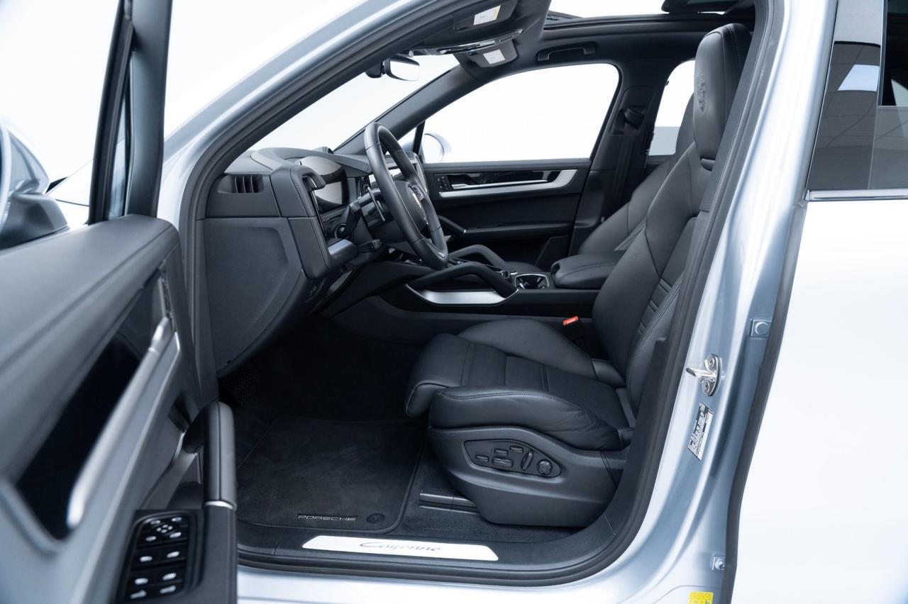 2025 Porsche Cayenne Pompano Beach FL