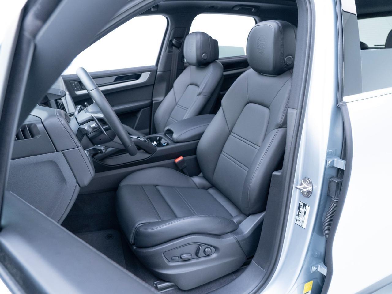 2025 Porsche Cayenne Pompano Beach FL