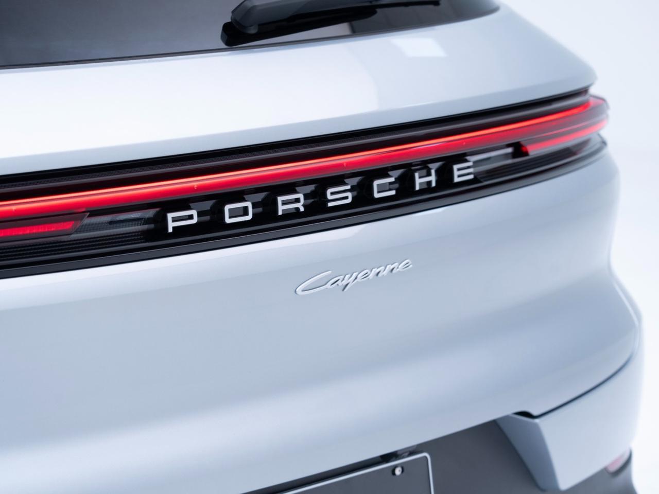 2025 Porsche Cayenne Pompano Beach FL