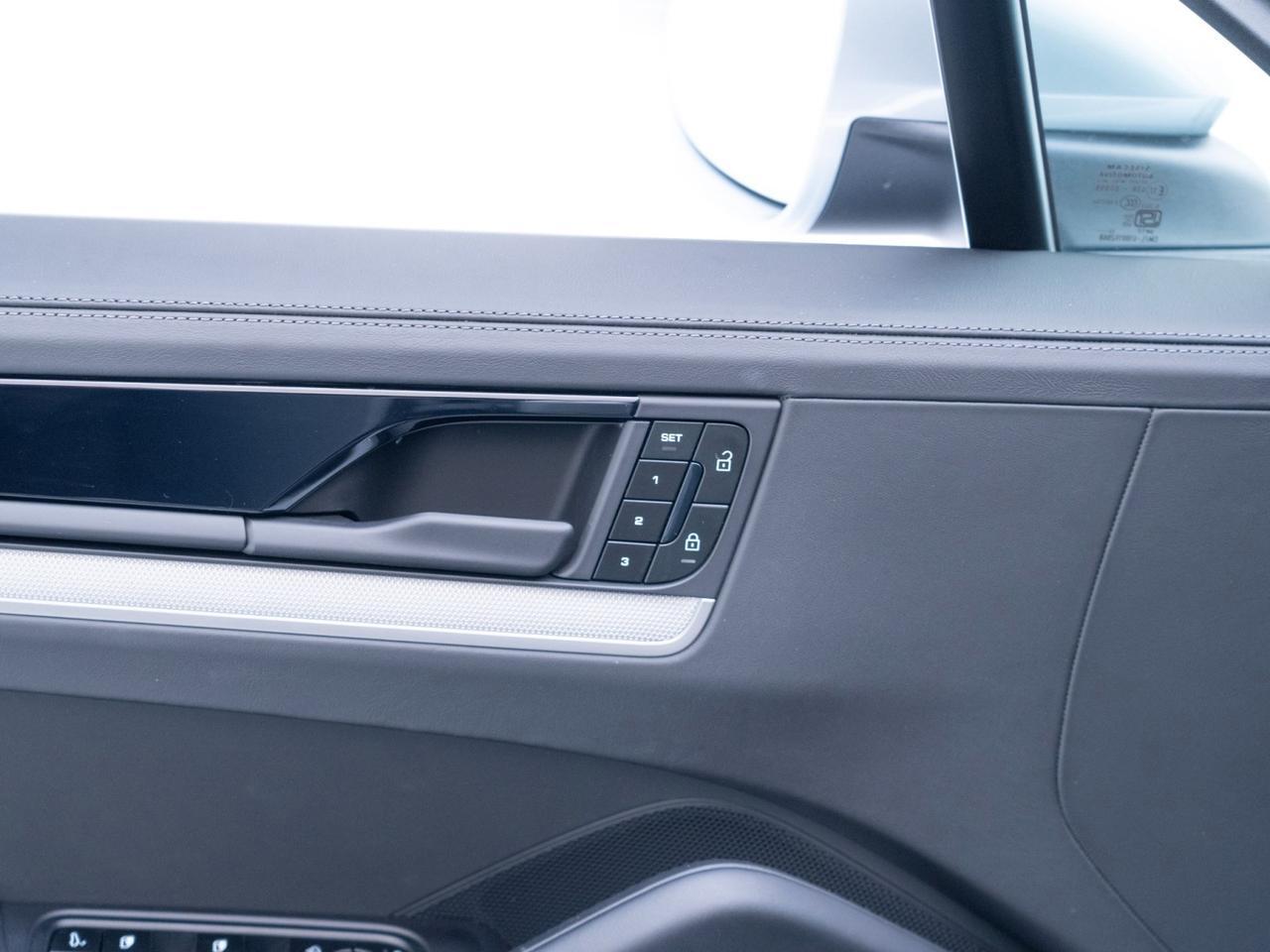 2025 Porsche Cayenne Pompano Beach FL