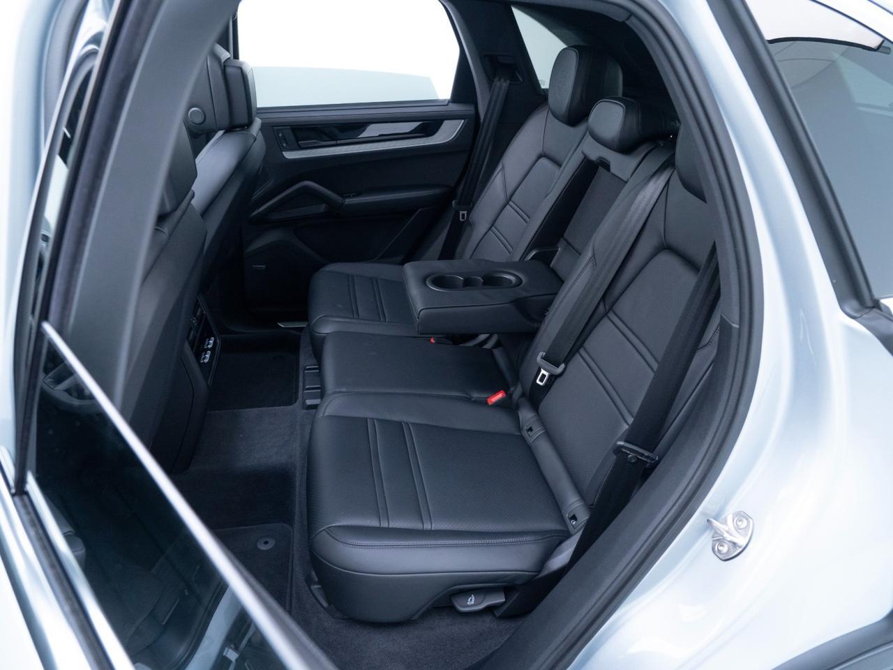 2025 Porsche Cayenne Pompano Beach FL