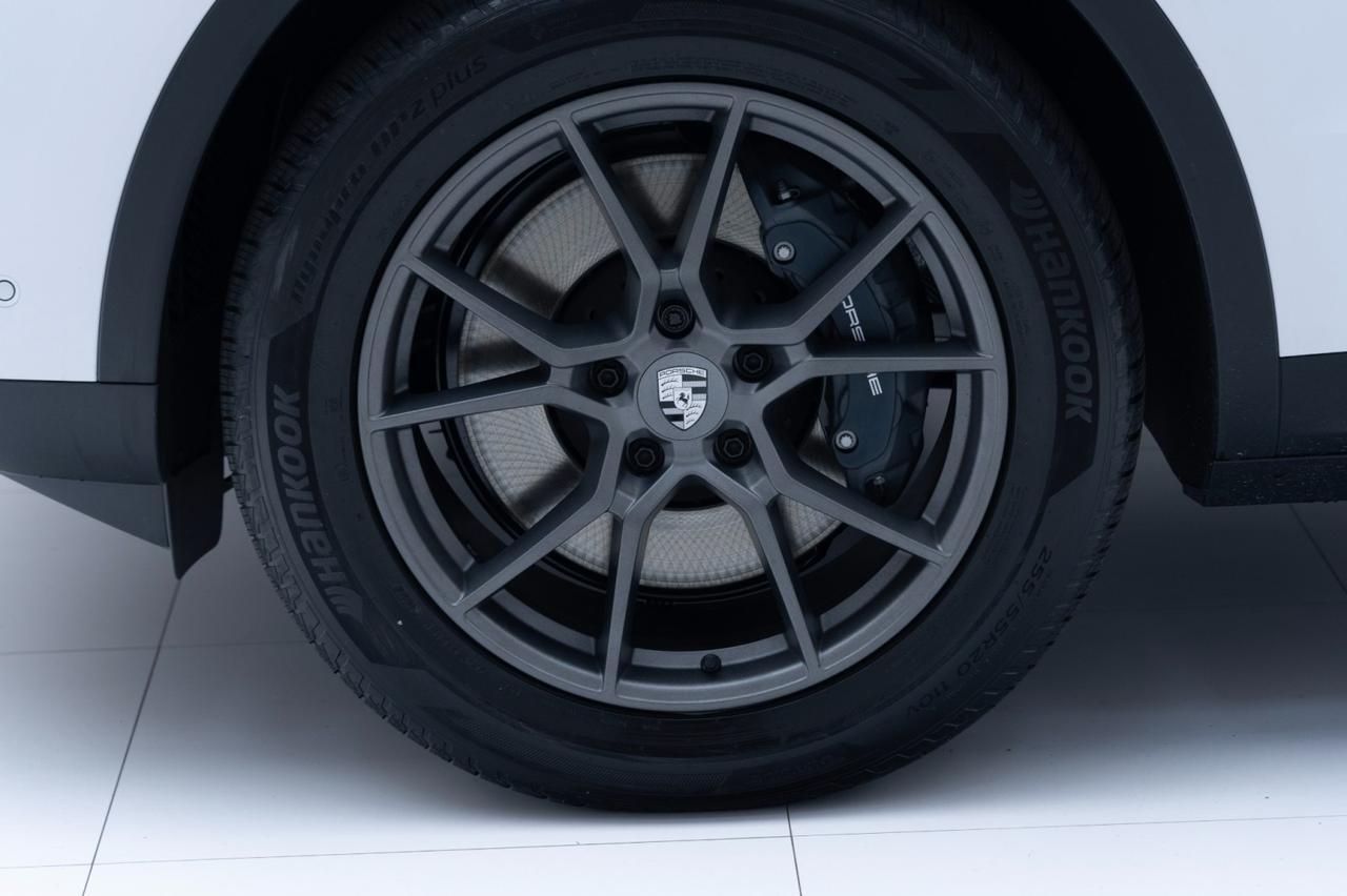 2025 Porsche Cayenne Pompano Beach FL