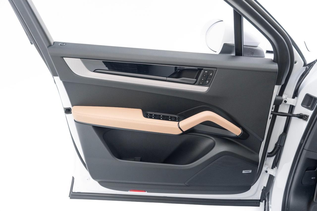 2025 Porsche Cayenne Pompano Beach FL