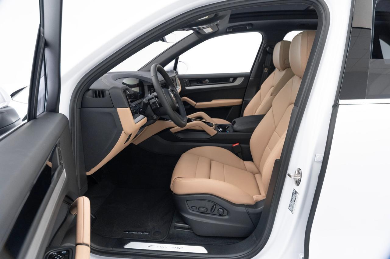 2025 Porsche Cayenne Pompano Beach FL