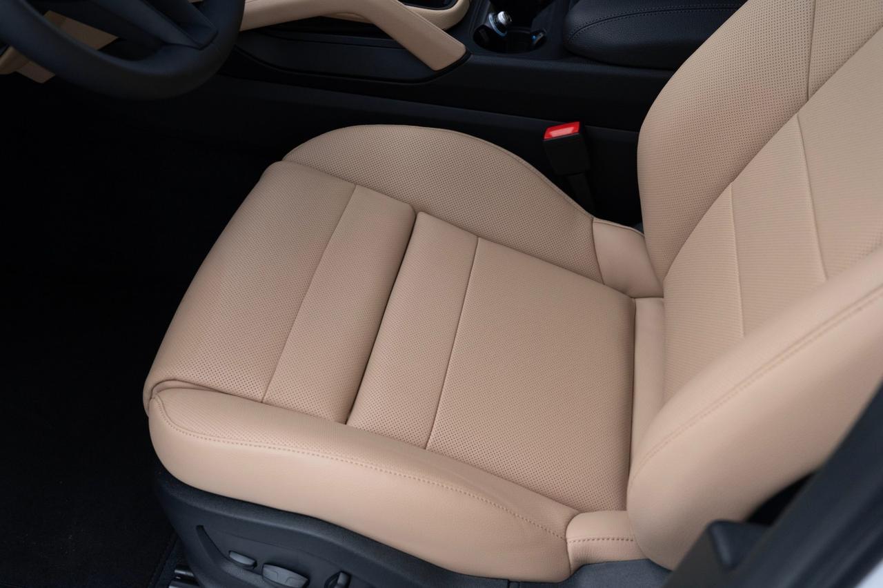 2025 Porsche Cayenne Pompano Beach FL