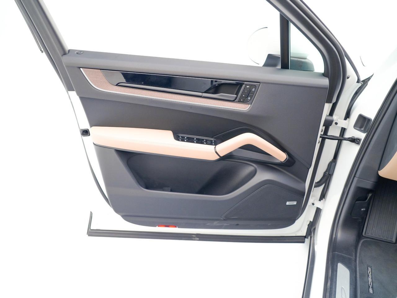 2025 Porsche Cayenne Pompano Beach FL