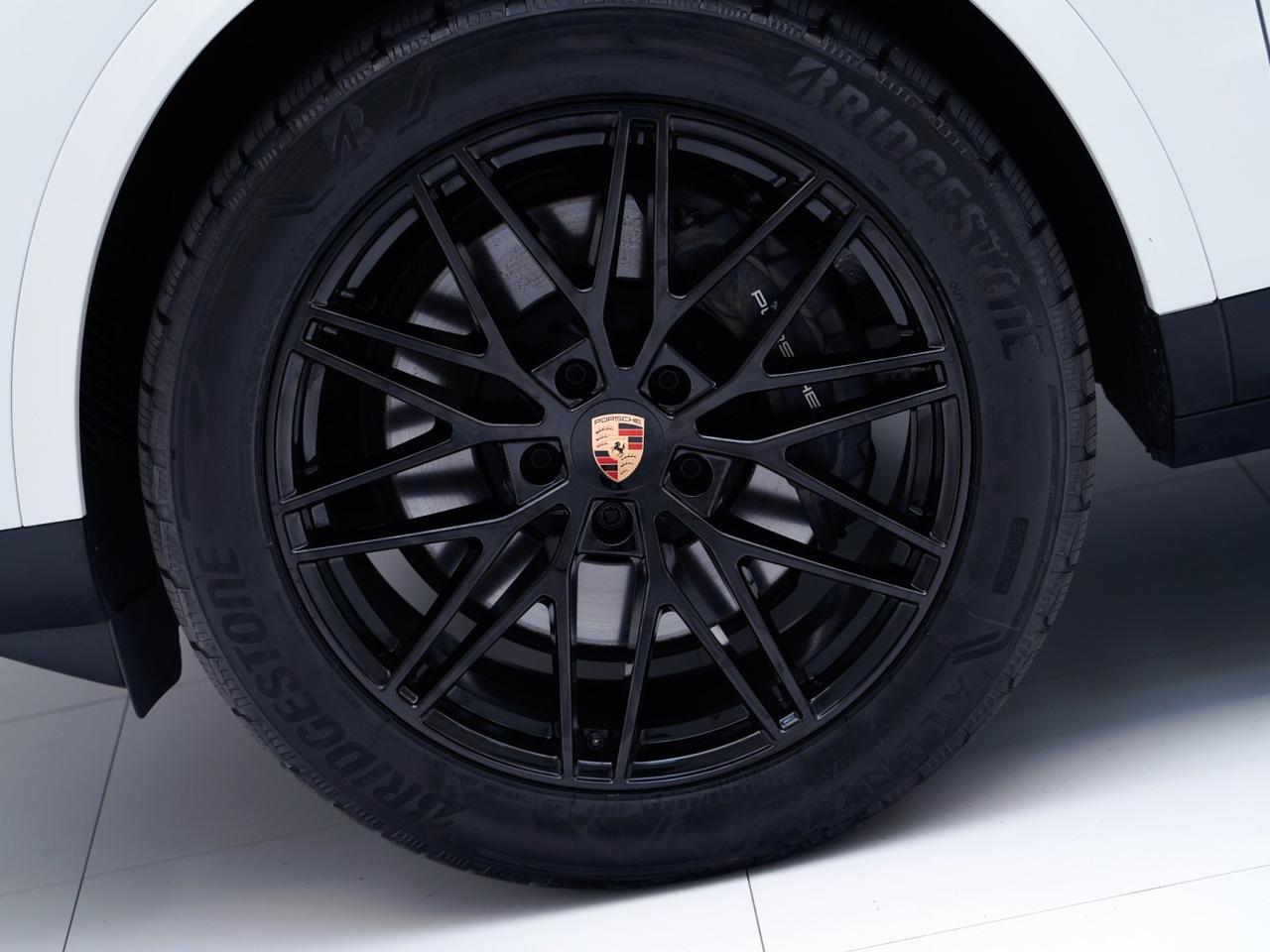 2025 Porsche Cayenne Pompano Beach FL