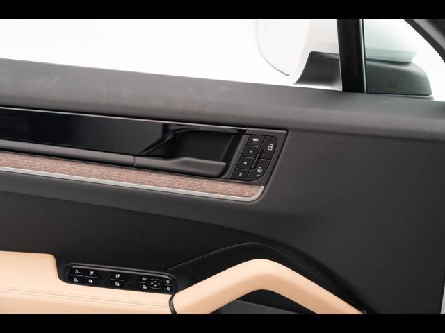2025 Porsche Cayenne Pompano Beach FL