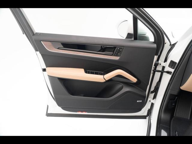 2025 Porsche Cayenne Pompano Beach FL