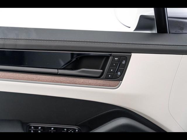 2025 Porsche Cayenne Pompano Beach FL