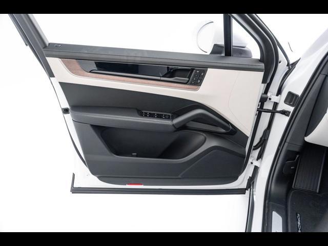 2025 Porsche Cayenne Pompano Beach FL