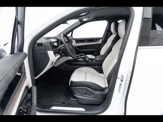 2025 Porsche Cayenne Pompano Beach FL