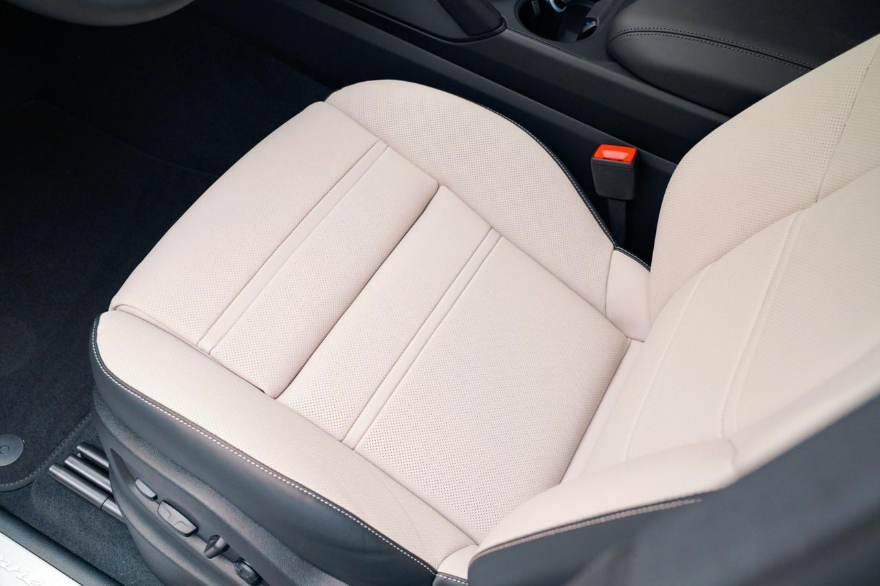 2025 Porsche Cayenne Pompano Beach FL
