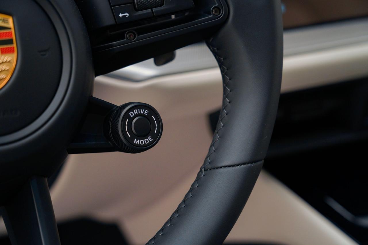 2025 Porsche Cayenne Pompano Beach FL