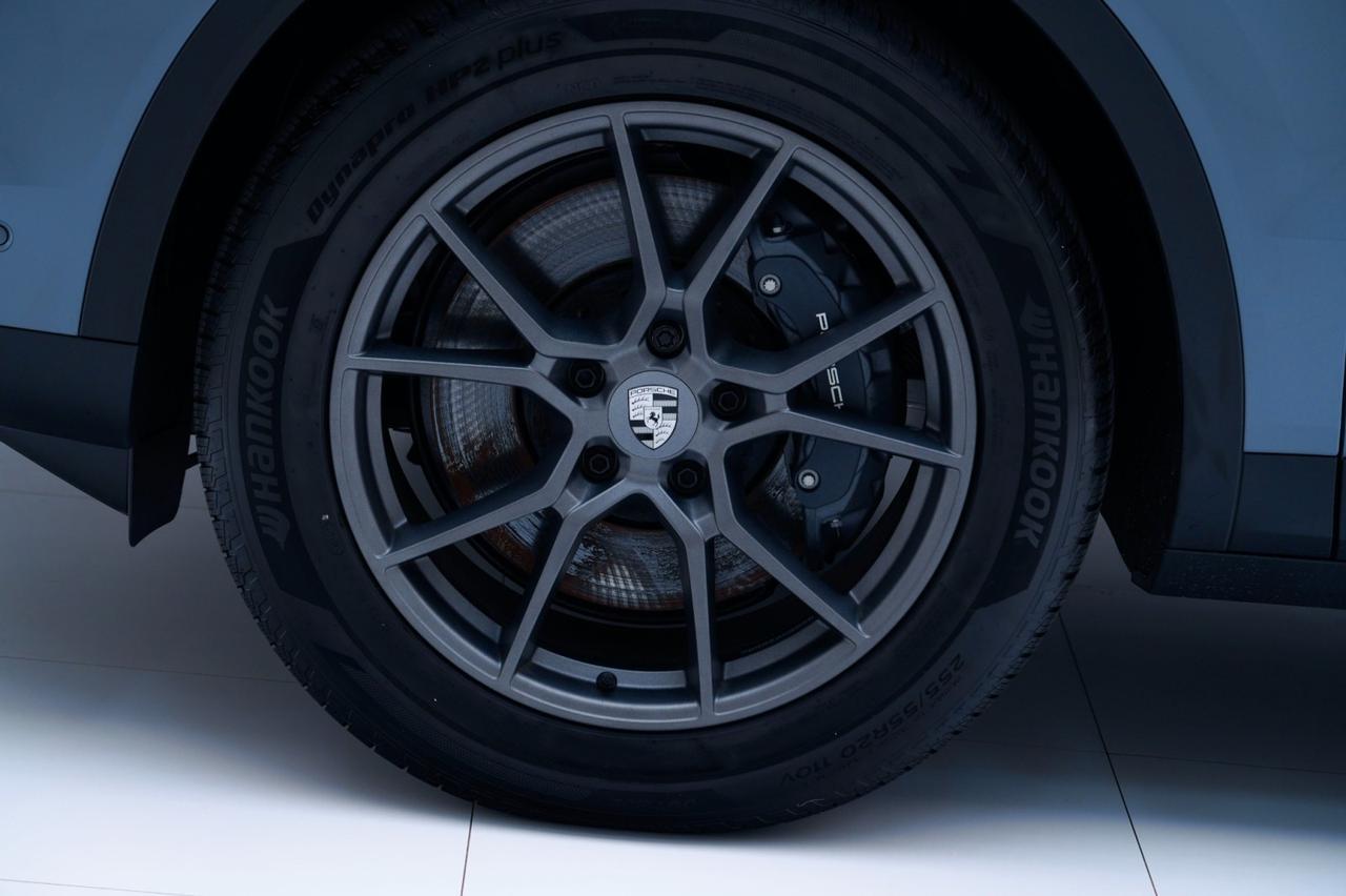 2025 Porsche Cayenne Pompano Beach FL
