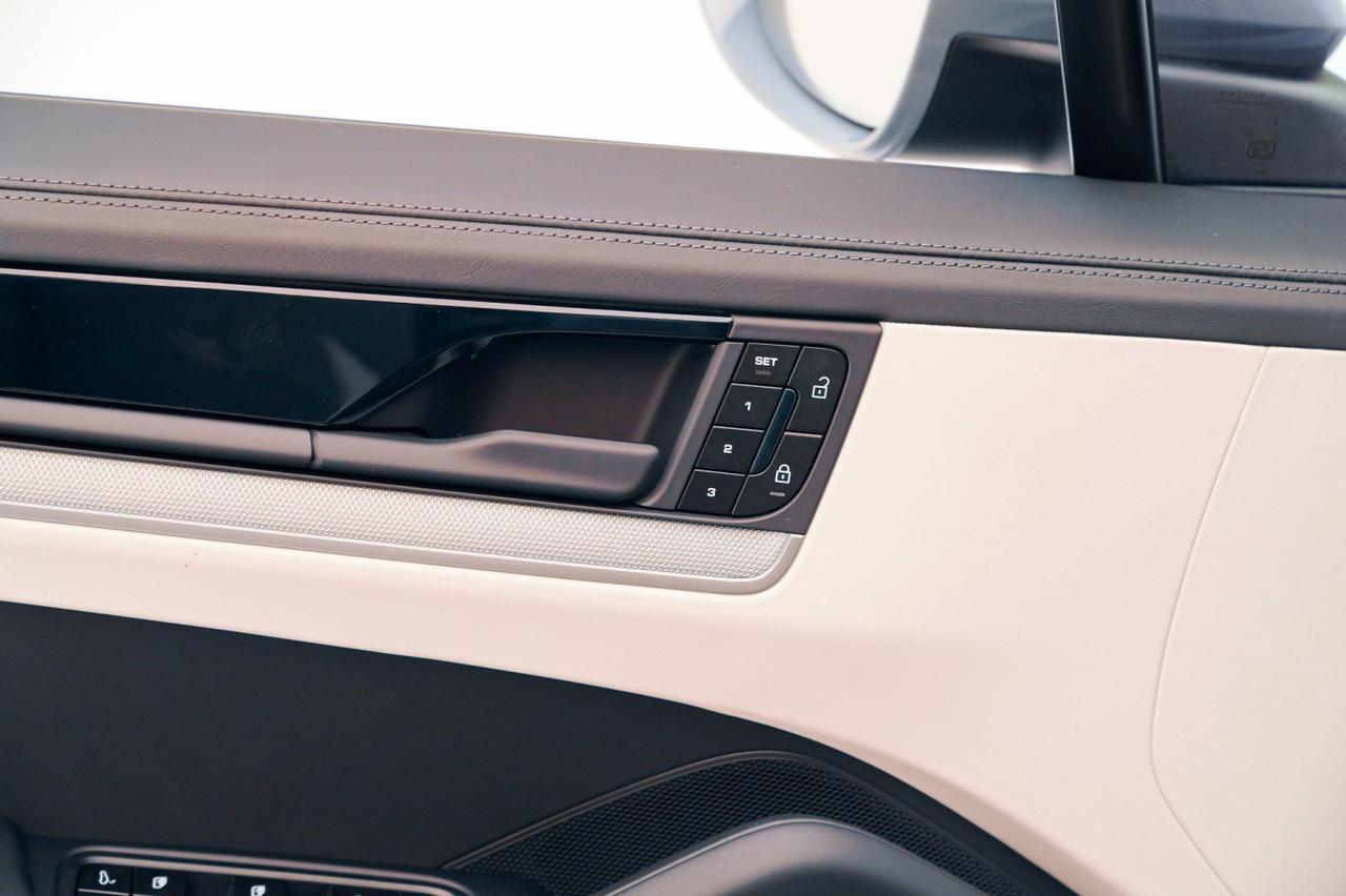 2025 Porsche Cayenne Pompano Beach FL