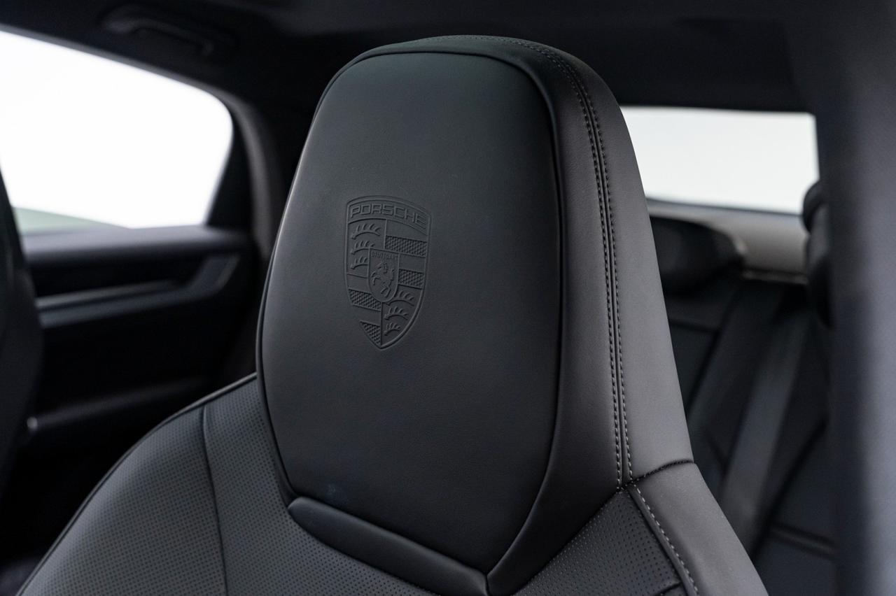 2025 Porsche Cayenne Pompano Beach FL