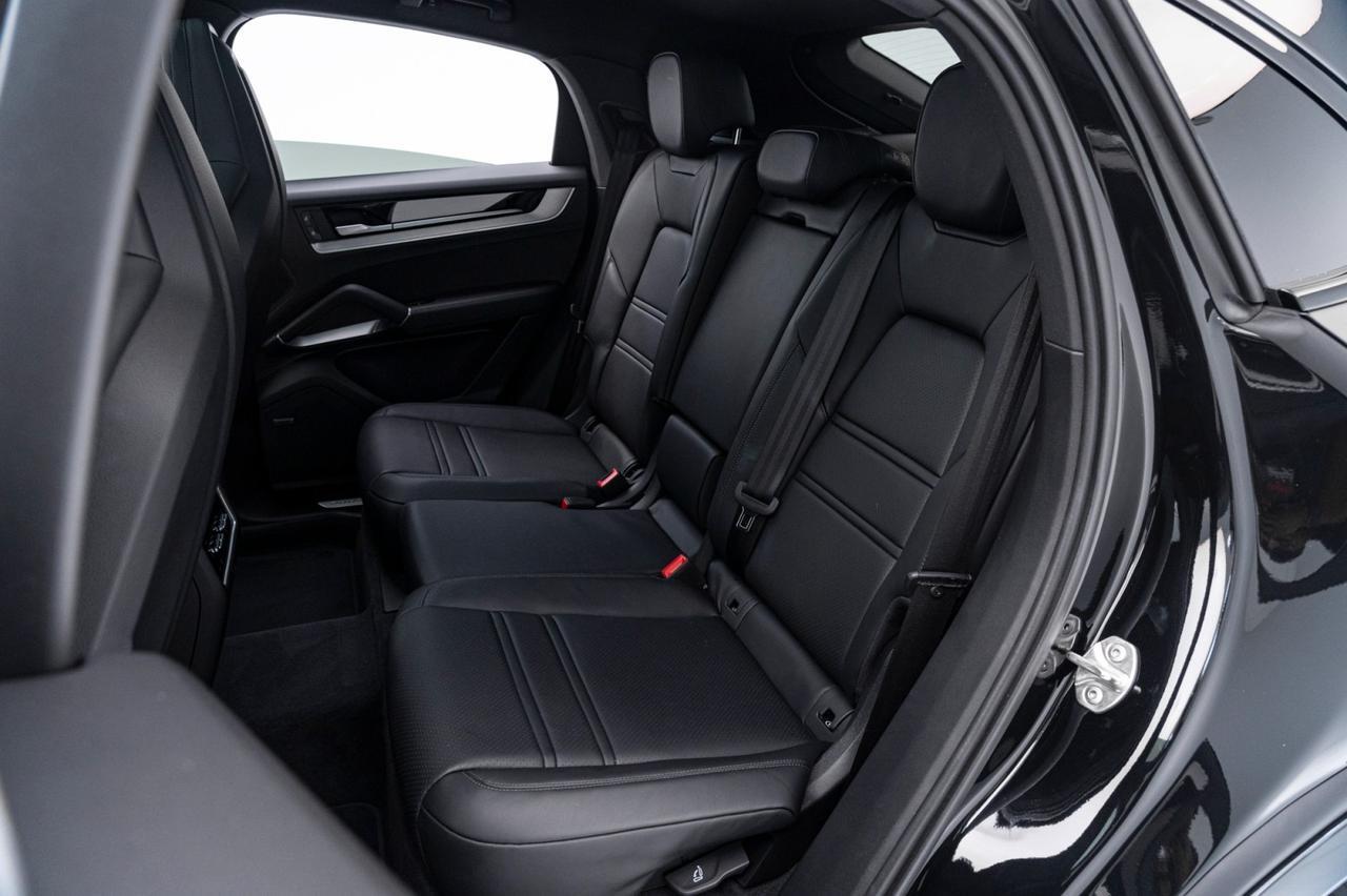 2025 Porsche Cayenne Pompano Beach FL