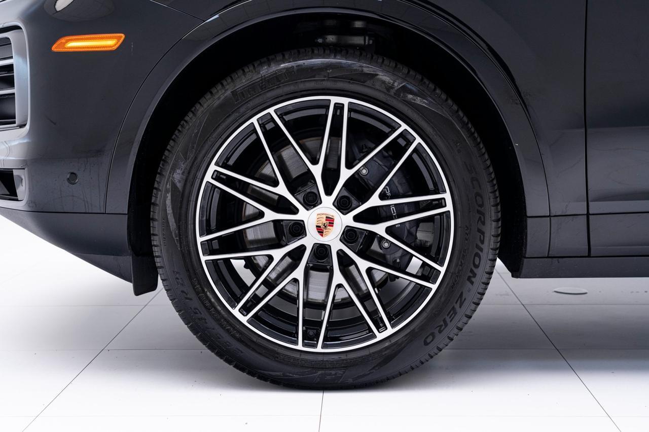 2025 Porsche Cayenne Pompano Beach FL