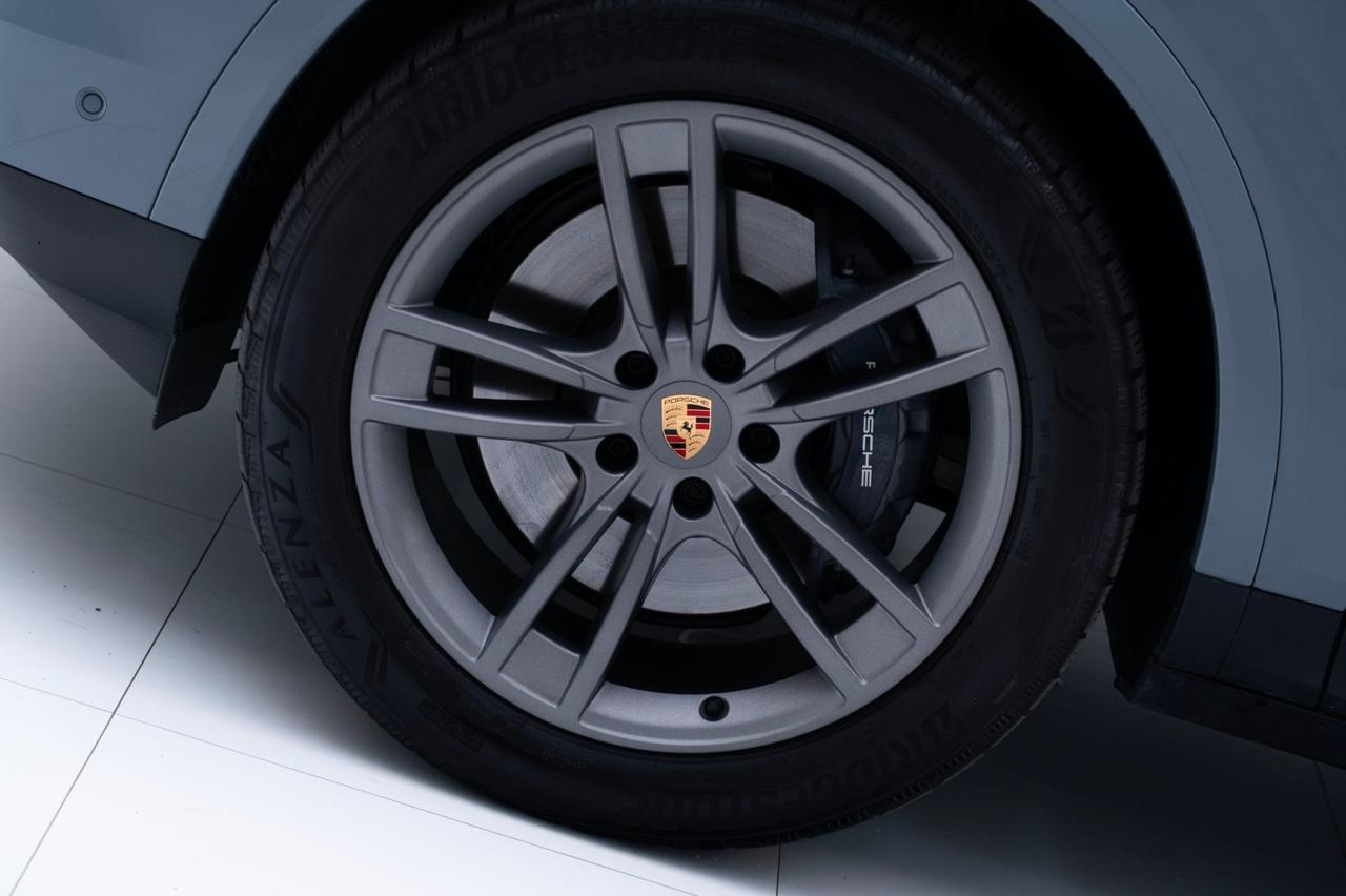 2025 Porsche Cayenne Pompano Beach FL