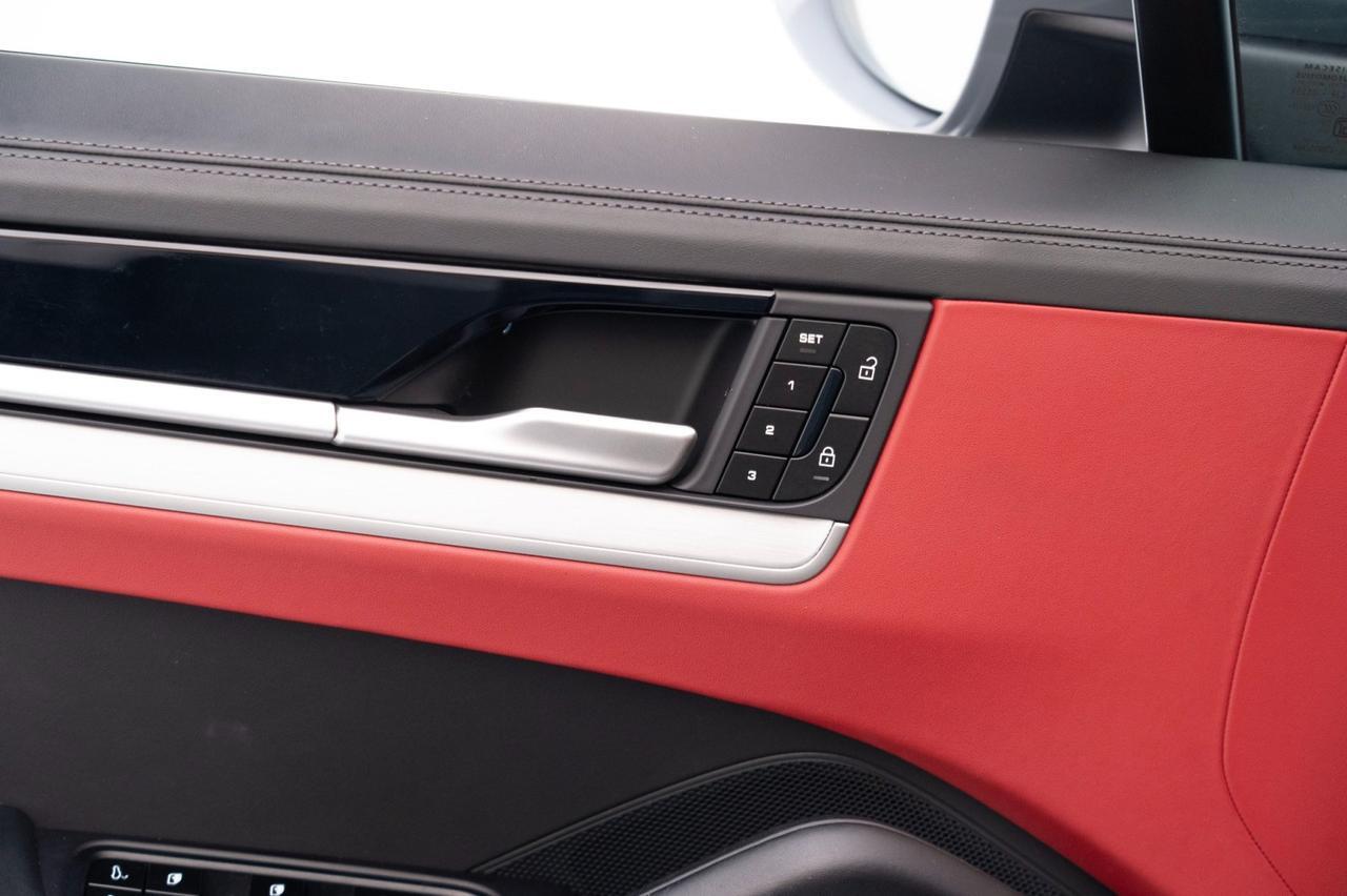 2025 Porsche Cayenne Pompano Beach FL
