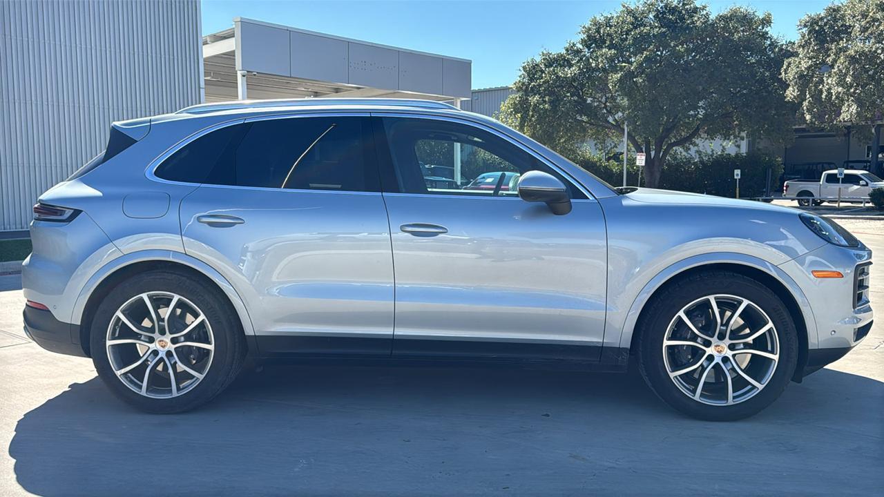 2025 Porsche Cayenne  Selma TX