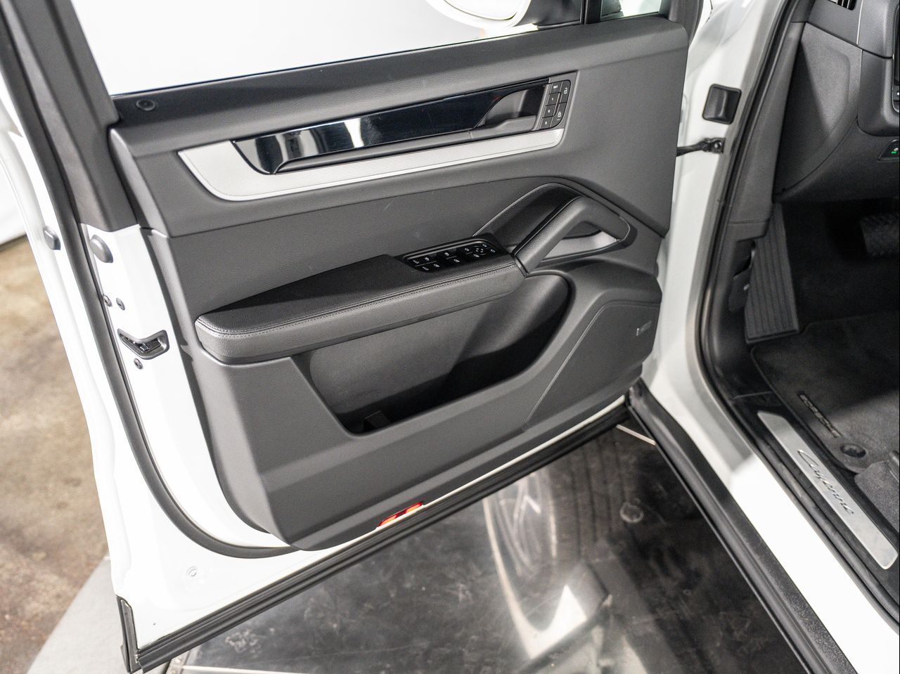 2025 Porsche Cayenne Santa Clarita CA