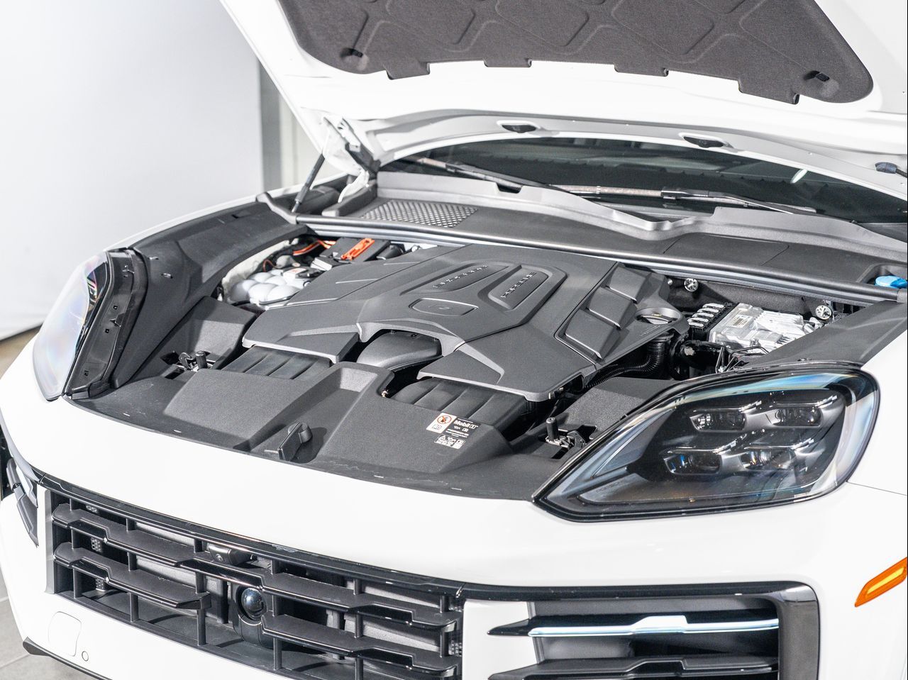2025 Porsche Cayenne Santa Clarita CA