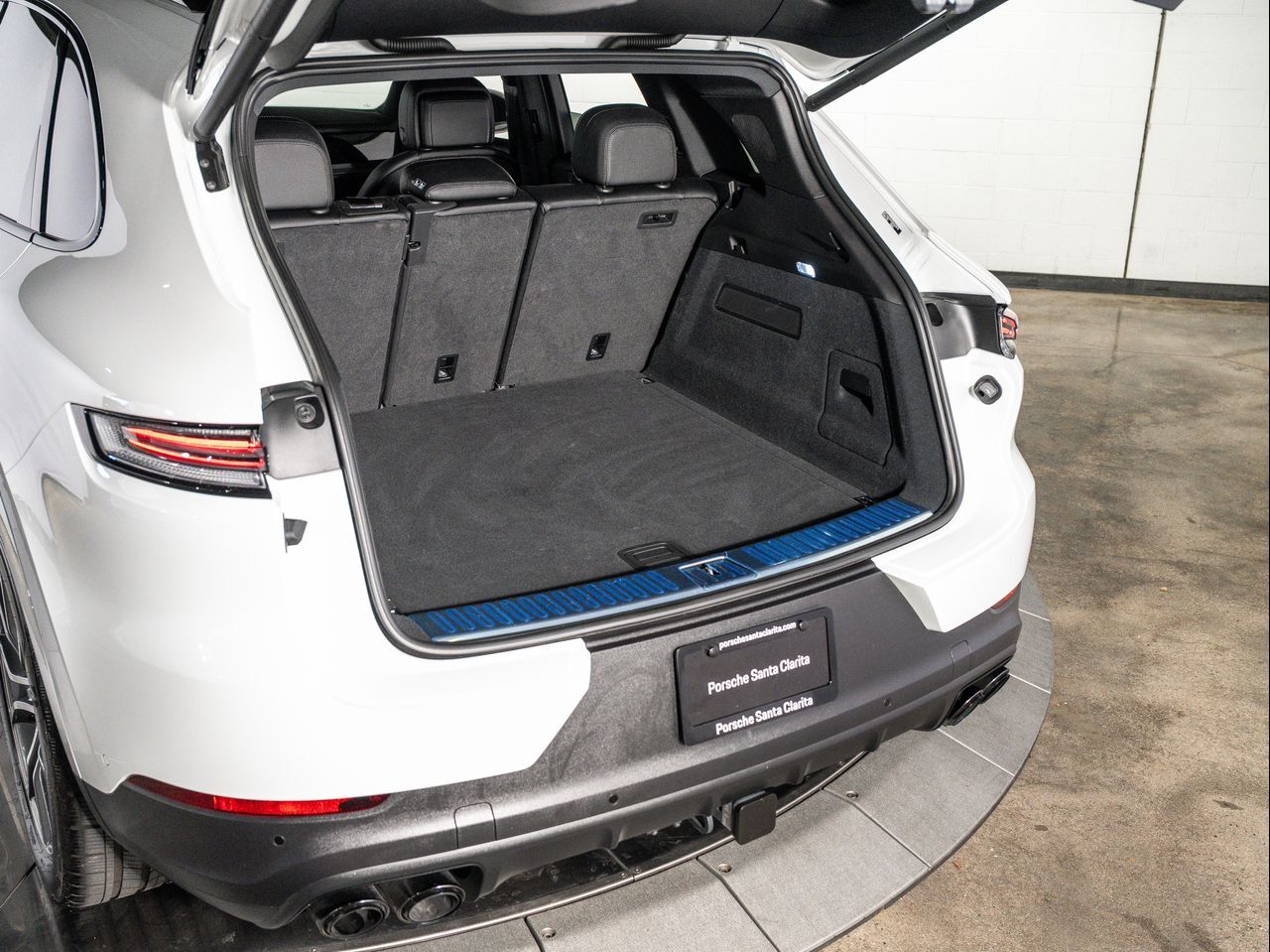 2025 Porsche Cayenne Santa Clarita CA