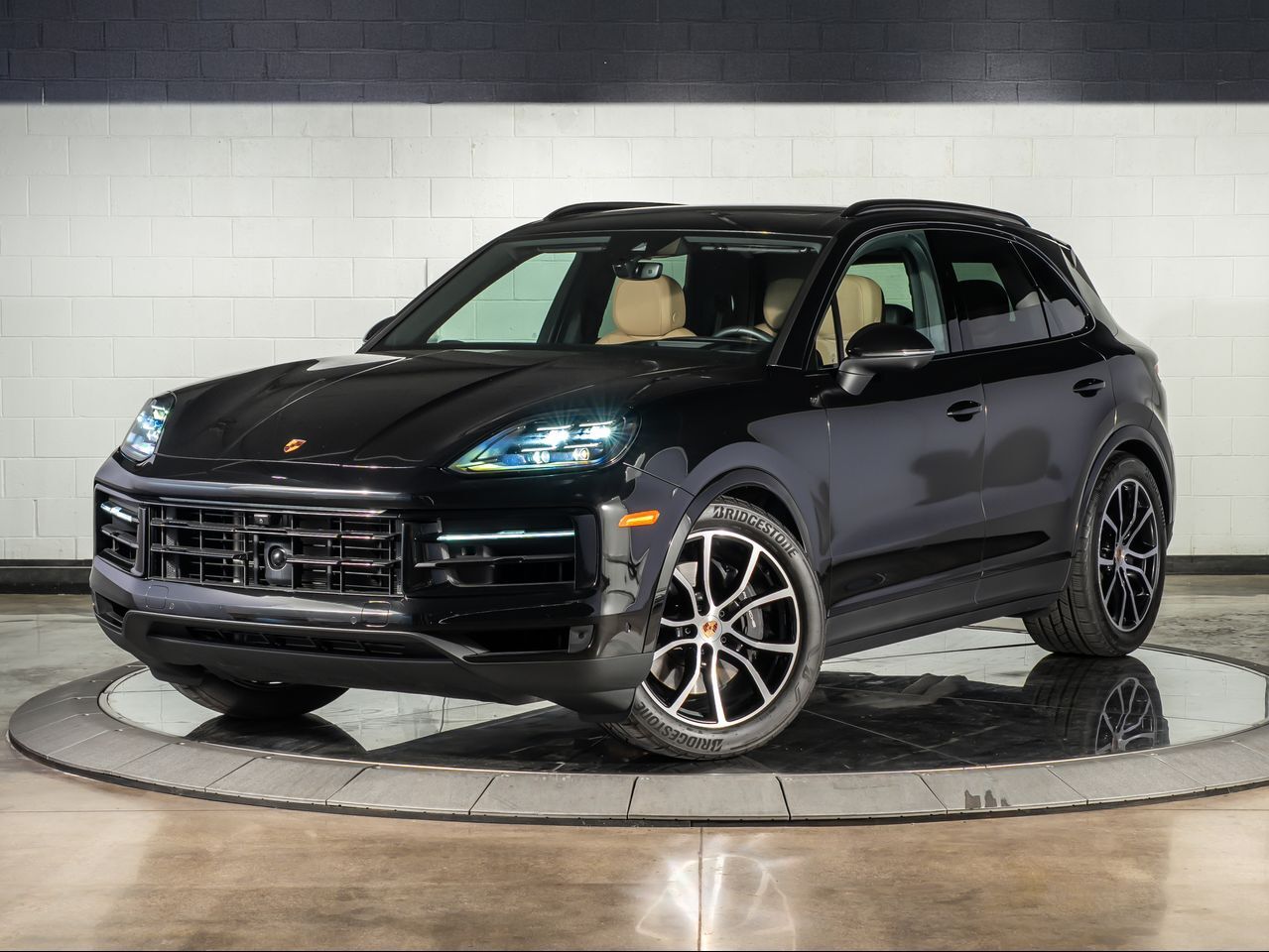 2025 Porsche Cayenne Base