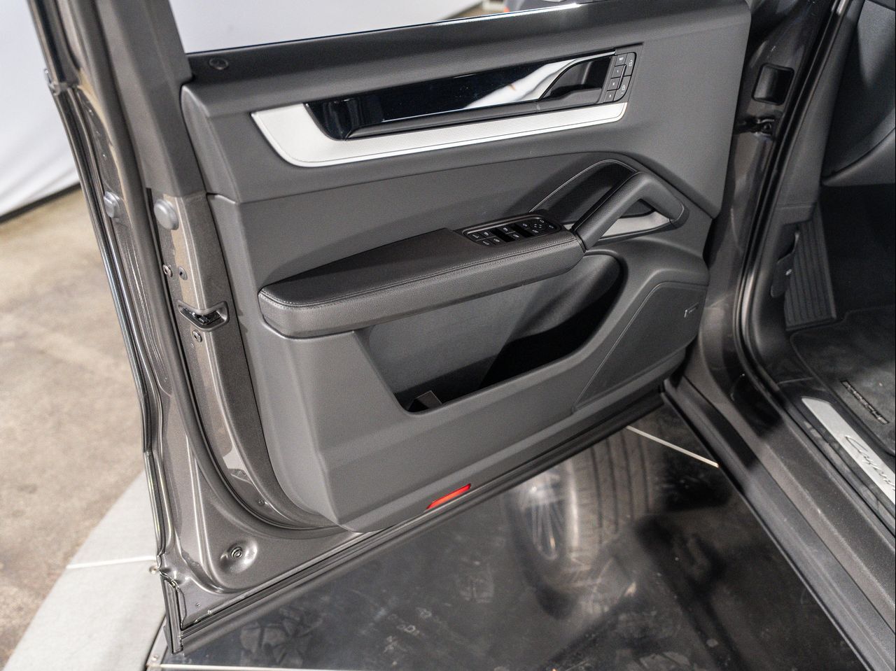 2025 Porsche Cayenne Santa Clarita CA