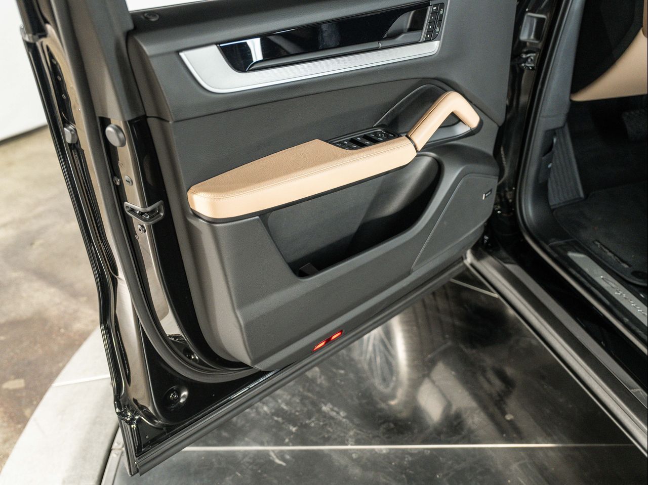 2025 Porsche Cayenne Santa Clarita CA