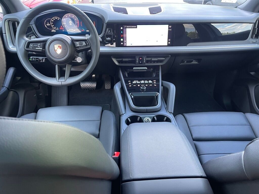 2025 Porsche Cayenne Base Orange MA