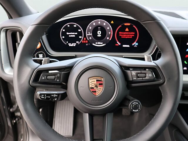 2025 Porsche Cayenne Coupe  Oshkosh WI