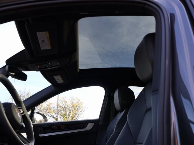 2025 Porsche Cayenne Coupe Oshkosh WI 2025 Porsche Cayenne Coupe Oshkosh WI