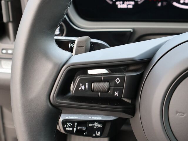 2025 Porsche Cayenne Coupe  Oshkosh WI