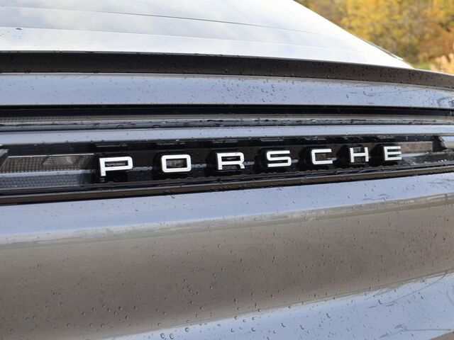 2025 Porsche Cayenne Coupe  Oshkosh WI