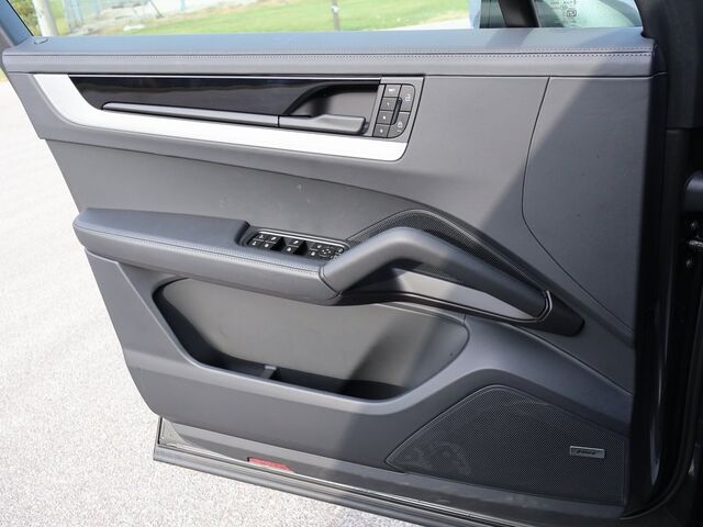 2025 Porsche Cayenne Coupe  Oshkosh WI