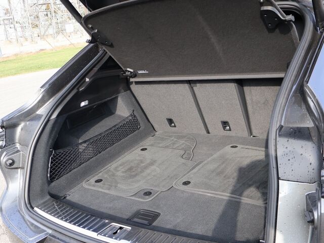 2025 Porsche Cayenne Coupe  Oshkosh WI