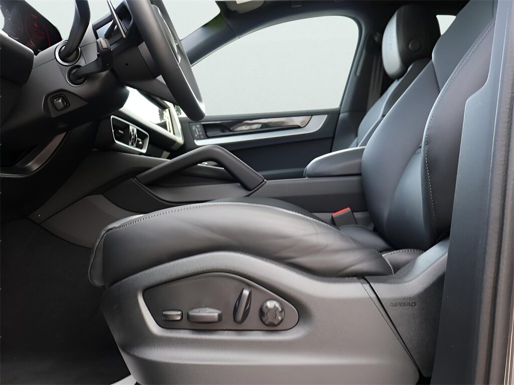 2025 Porsche Cayenne Coupe San Clemente CA