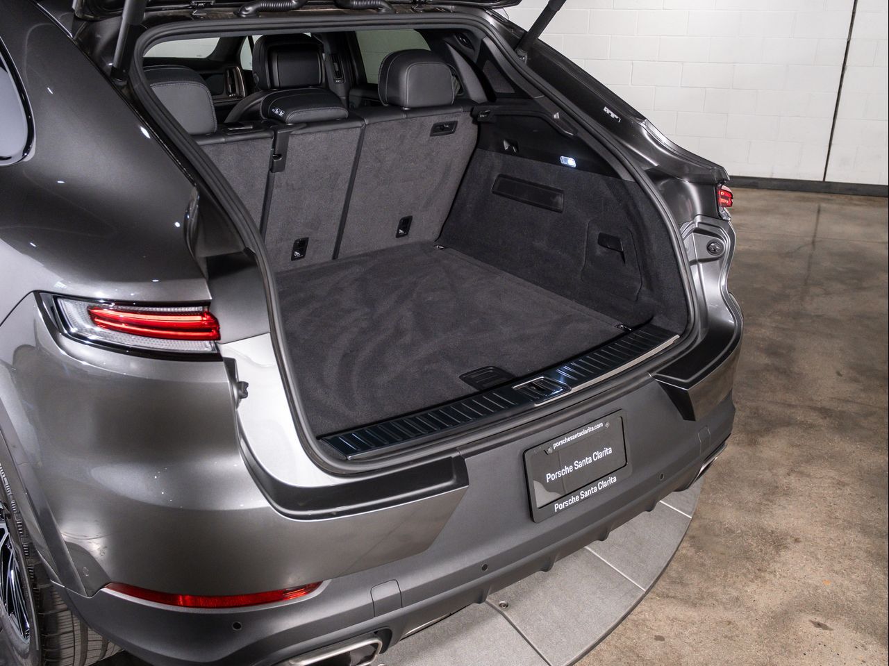 2025 Porsche Cayenne Coupe Santa Clarita CA