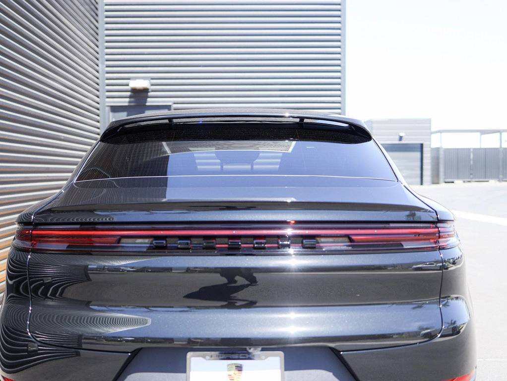 2025 Porsche Cayenne Coupe Bakersfield CA