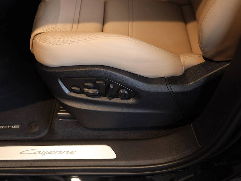 2025 Porsche Cayenne Coupe Bakersfield CA