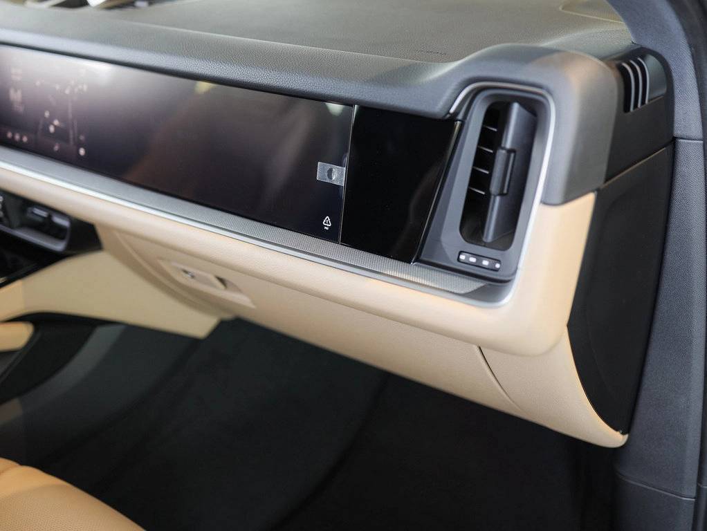 2025 Porsche Cayenne Coupe Bakersfield CA