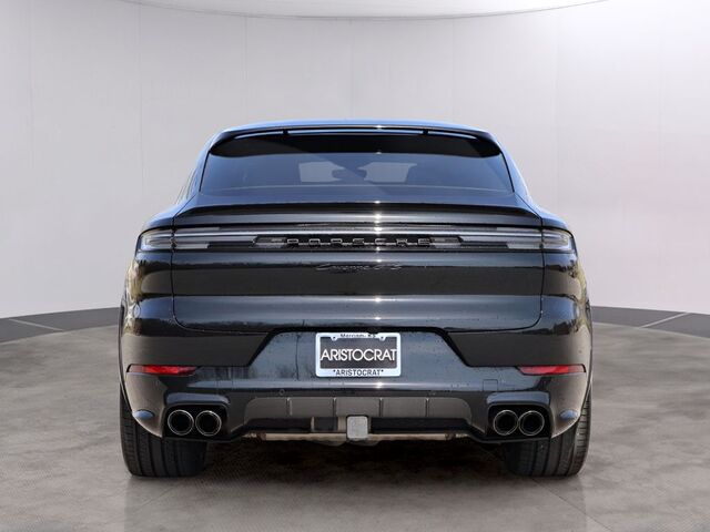 2025 Porsche Cayenne Coupe GTS Oshkosh WI